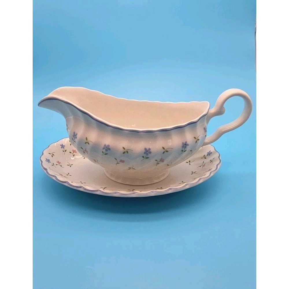 Johnson Brothers Scalloped Gravy Boat With Saucer Melody Blue Trim Dainty Floral